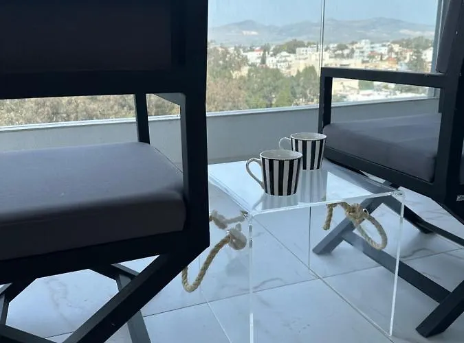 Διαμέρισμα Lights - Luxury Penthouse - Panoramic View - Near Unic Λευκωσία