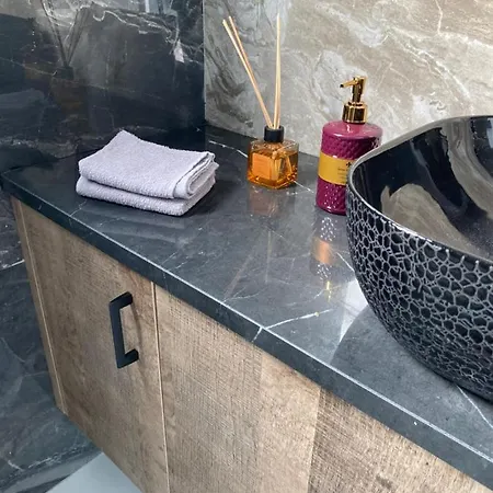 Lights - Luxury Penthouse - Panoramic View - Near Unic דירה ניקוסיה
