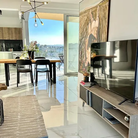 Apartment Luxury Penthouse-panoramic View-near Unic