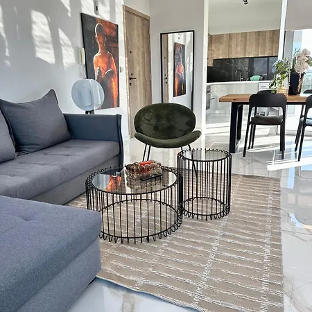 Luxury Penthouse-panoramic View-near Unic *