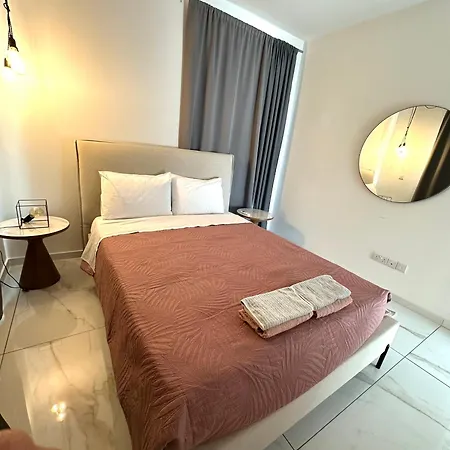 Lights - Luxury Penthouse - Panoramic View - Near Unic * Nicosia