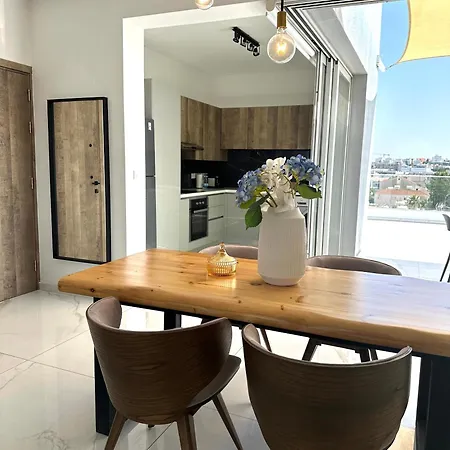Lights - Luxury Penthouse - Panoramic View - Near Unic * ניקוסיה