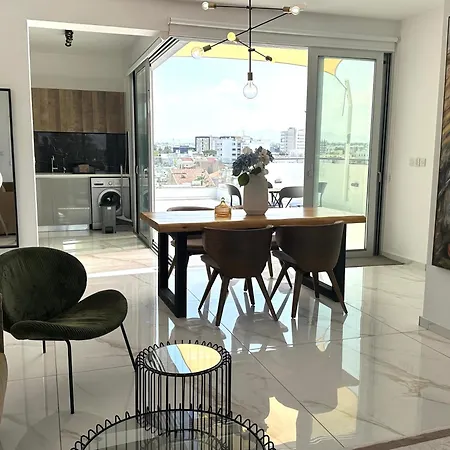 Lights - Luxury Penthouse - Panoramic View - Near Unic * Nicosia
