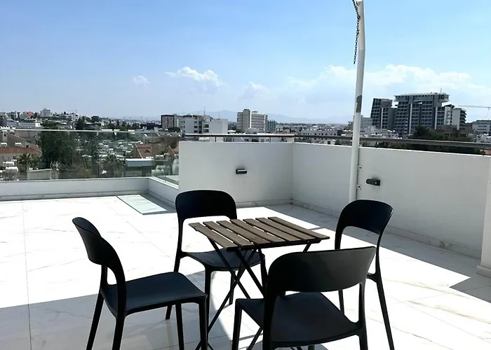 Lights - Luxury Penthouse - Panoramic View - Near Unic * Nicosia